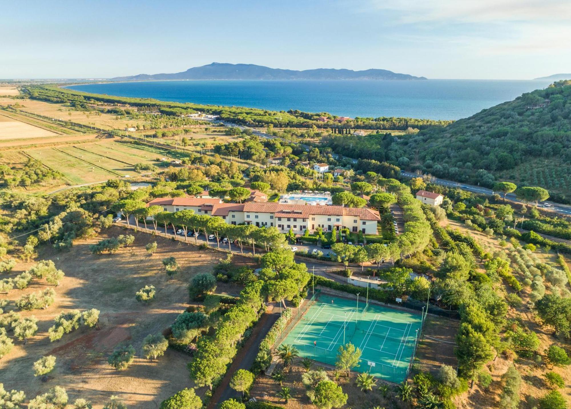 Argentario Osa Resort Talamone Exterior photo